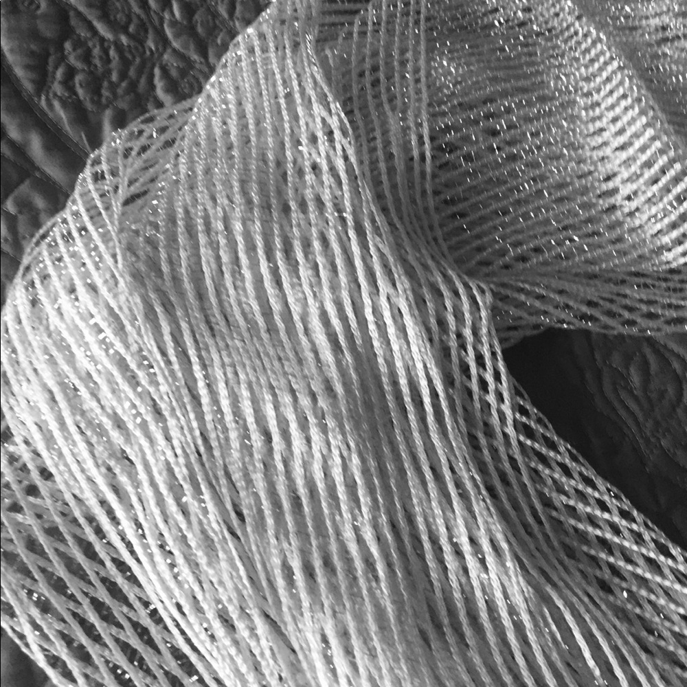 LUREX NET SCARF - Picture 5 of 5